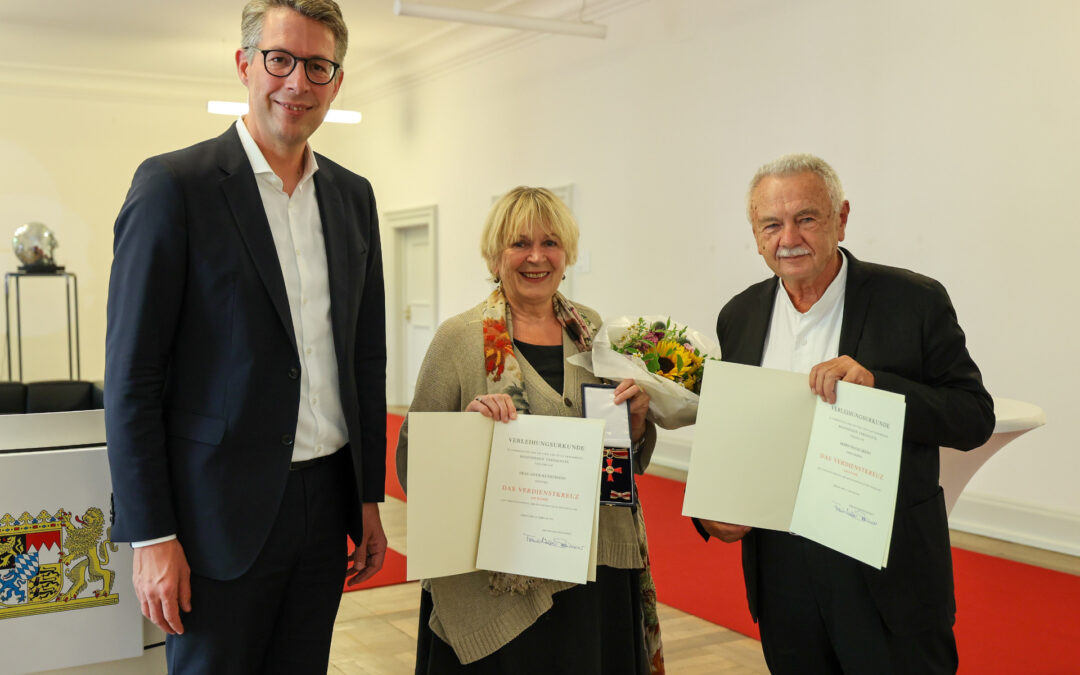 Bundesverdienstkreuz für Antje Kunstmann und Franz Greno