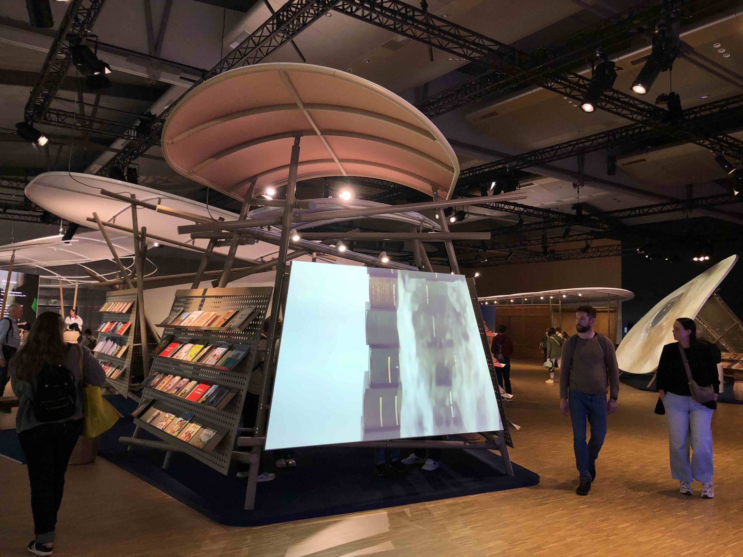 FBM 2025 Nachlese – Ehrengast Philippinen: «Pinupuno ang hangin ng hiwatig»